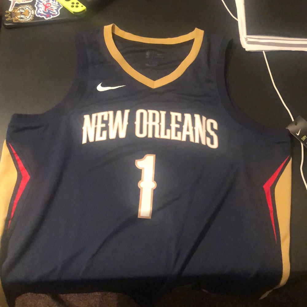 ZION WILLIAMSON FIRST RUN NIKE SWINGMAN JERSEY